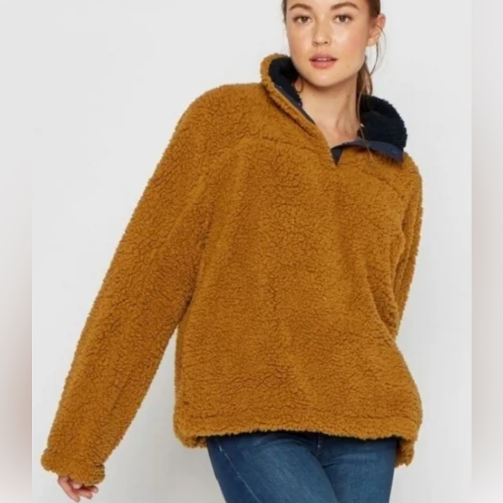 Thread and supply sherpa pullover sweater